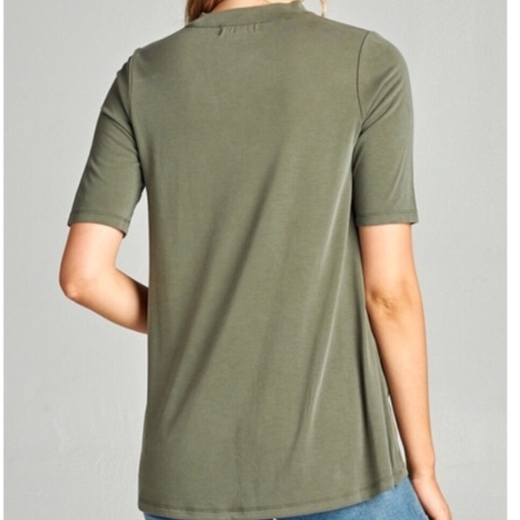 Last 1✨🆕Faith Olive Green Choker Top Tee Shirt - Picture 4 of 5